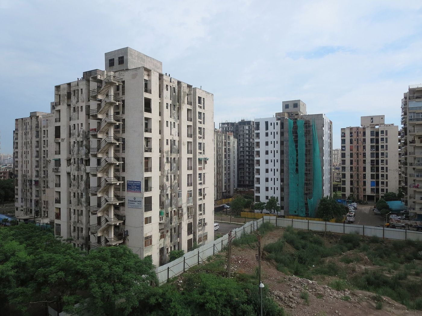 Apartment Shifting In Eldeco Elegance, Indira Nagar